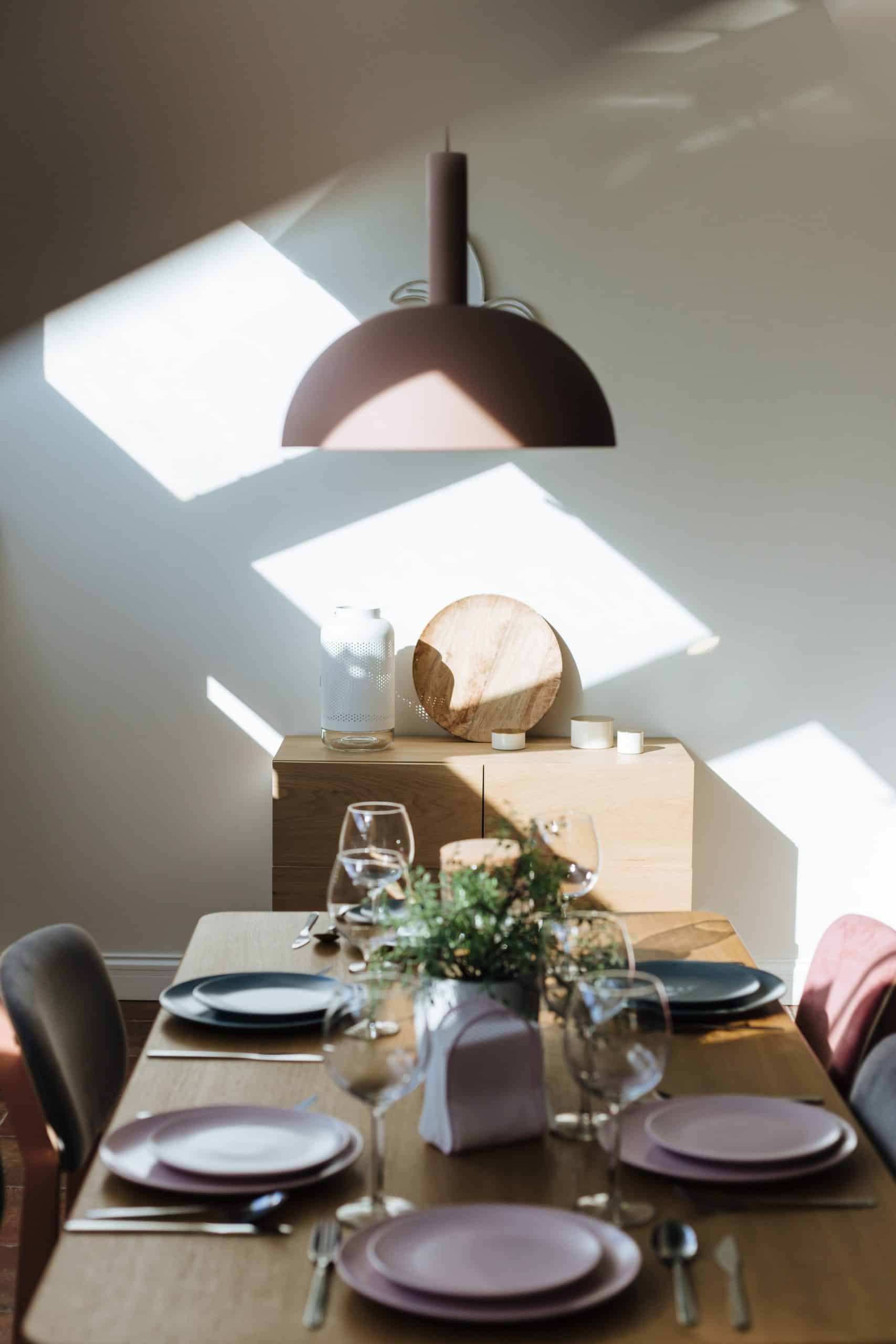 The Best Dining Tables For Small Spaces