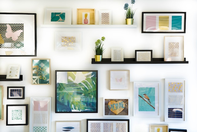 mix and match picture frames wall space