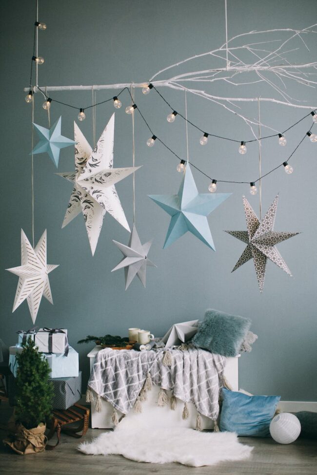 Decorating for Christmas on a Budget? 6 Clever Ideas For Festive Decorating!